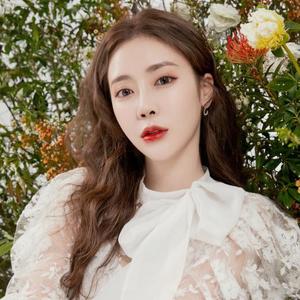 李时仁欧尼美妆