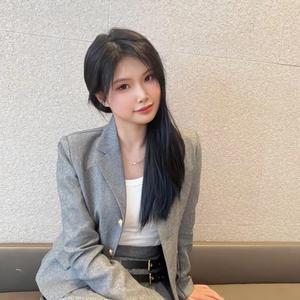 科技少女洁怡
