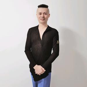 吴建广场舞老师