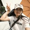 兴文化妆师：余燕
