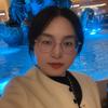 一个做纸箱的女汉子