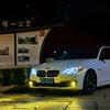 启强玩车