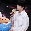 谢黄堡（和王俊凯合影版）