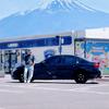 苗爱开车