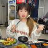 璐璐吃饱饱