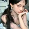 腼腆小美