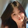 少女渡清泉