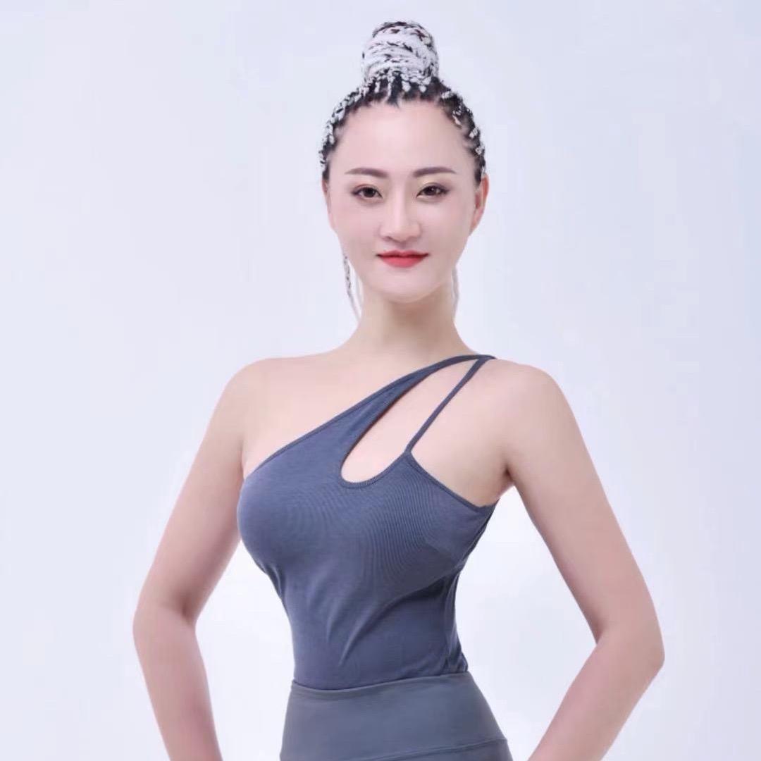 帅老师教瑜伽