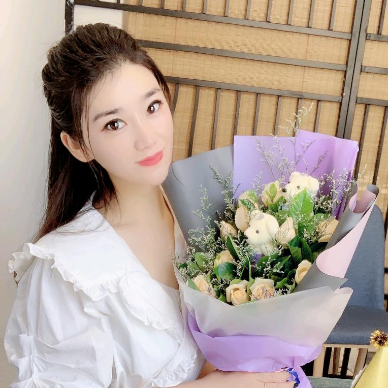 小汐很富贵