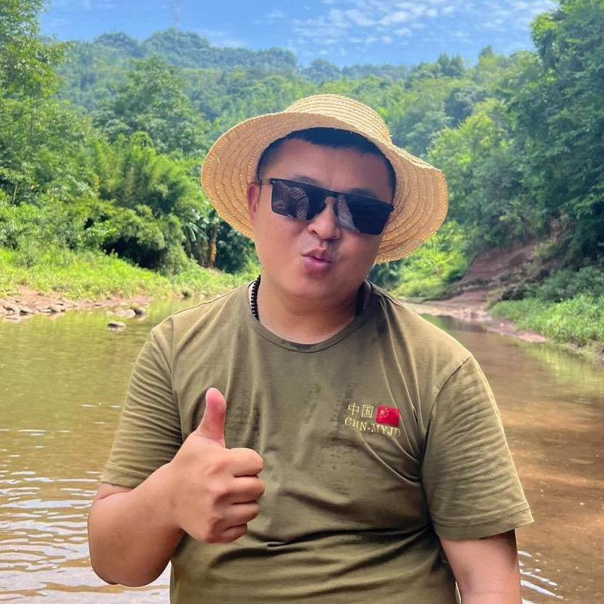 峻 宇
