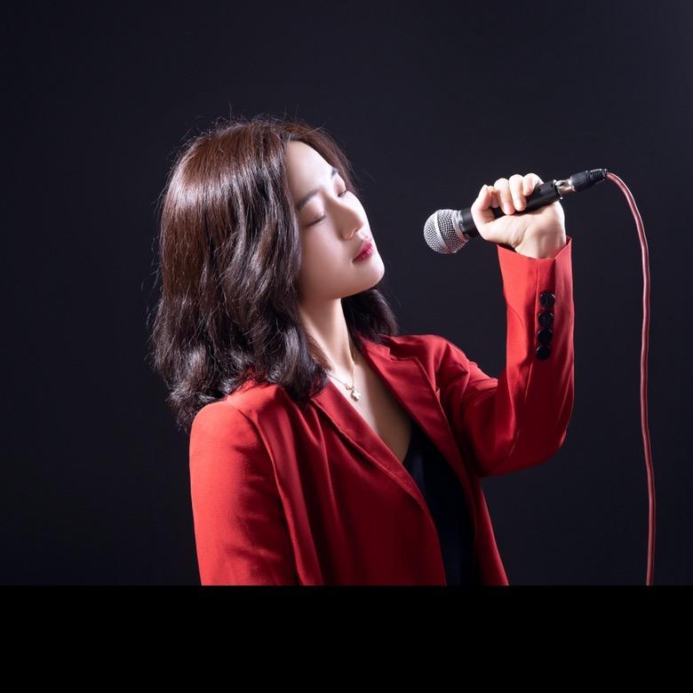 朱丽娜🎤（女中音）