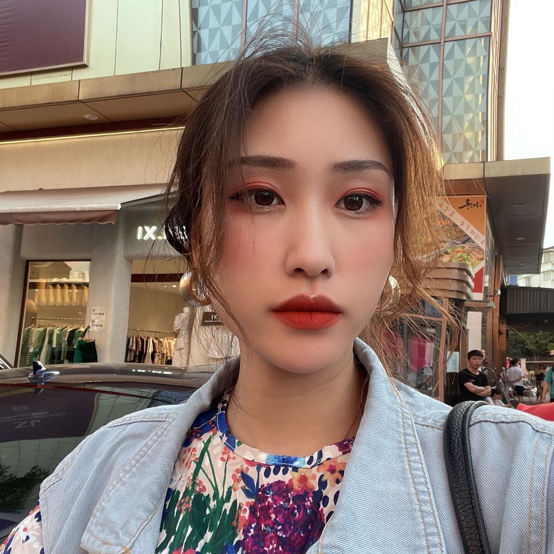 杭州俩姐妹服装（LJM工厂店）