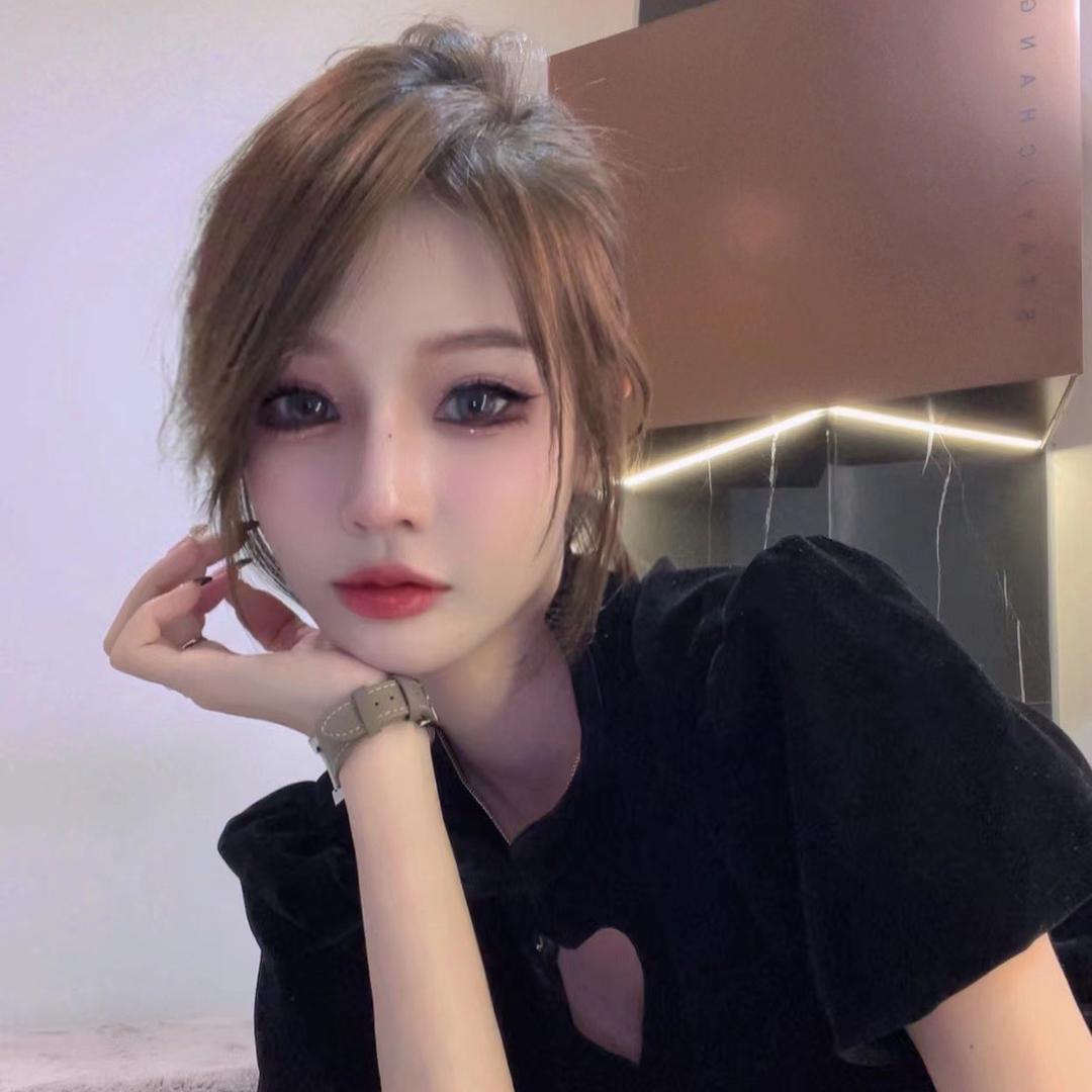 何晓漫女装定制