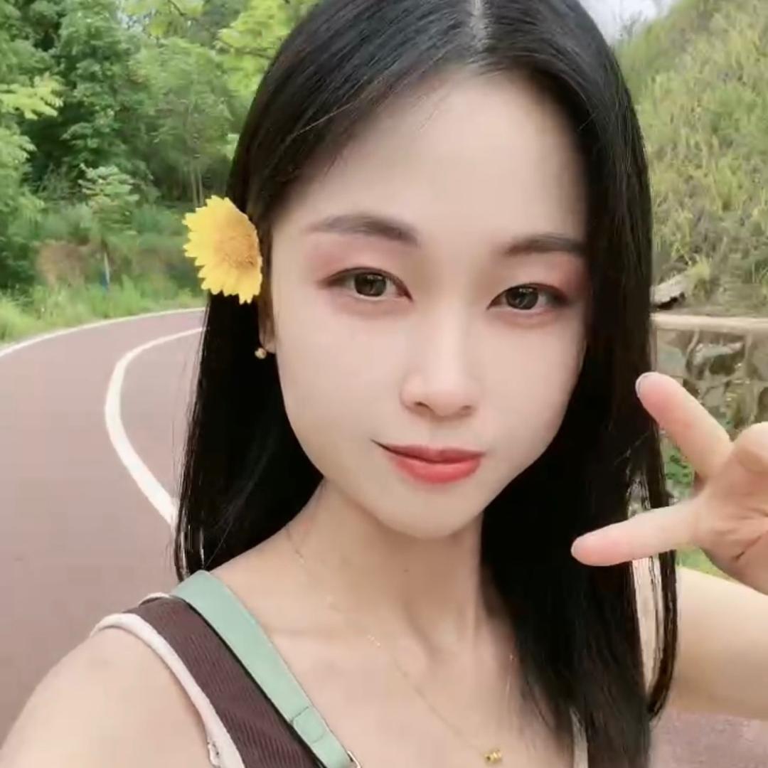 小月月🎤