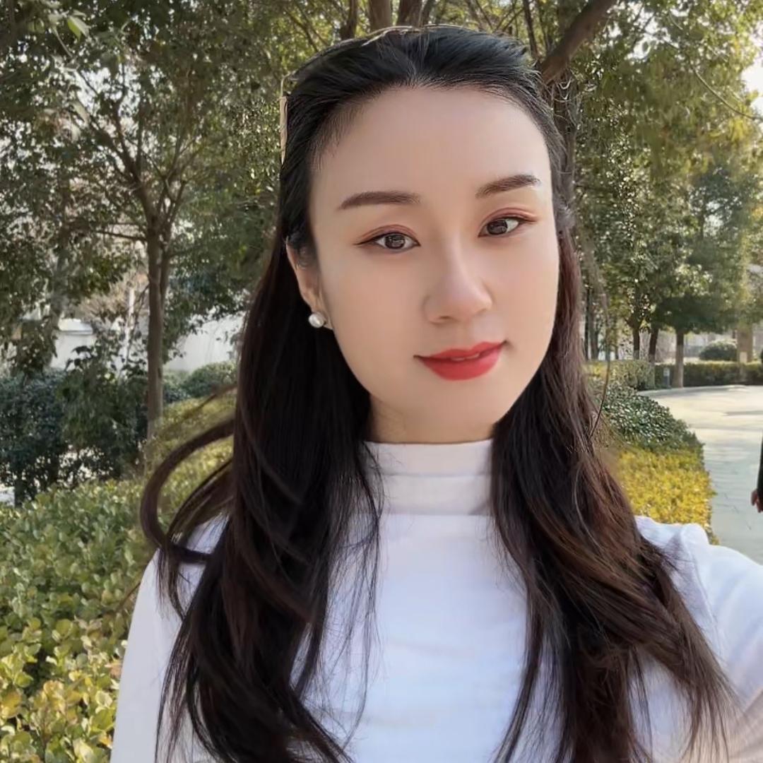 苗益翡