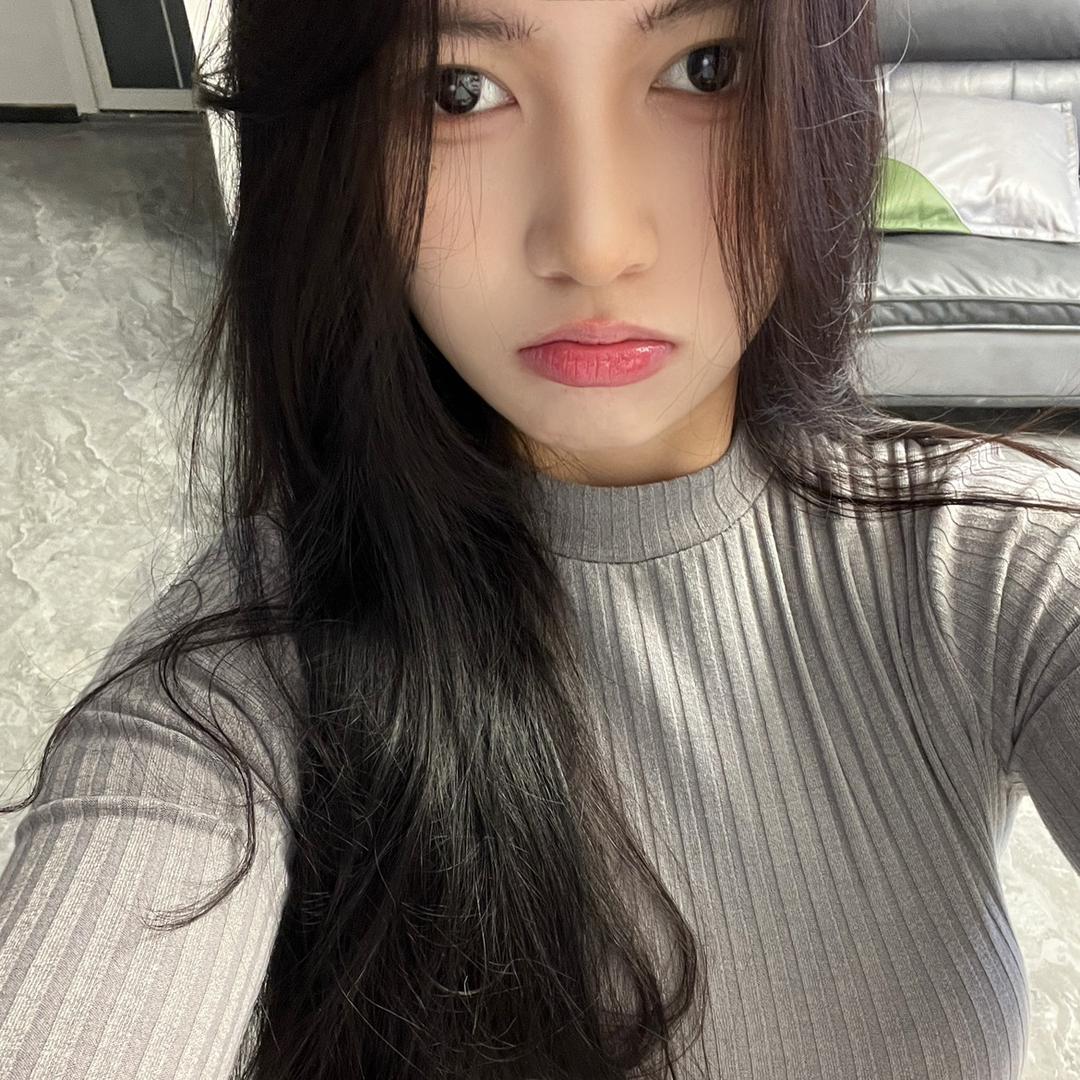 大嘴美人