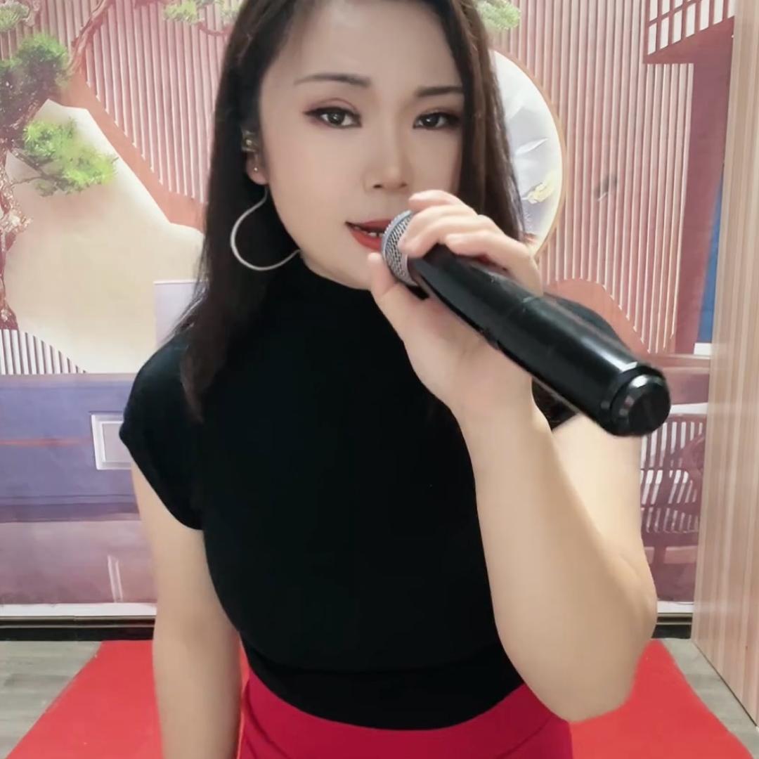 大脸妹（再努力一点）