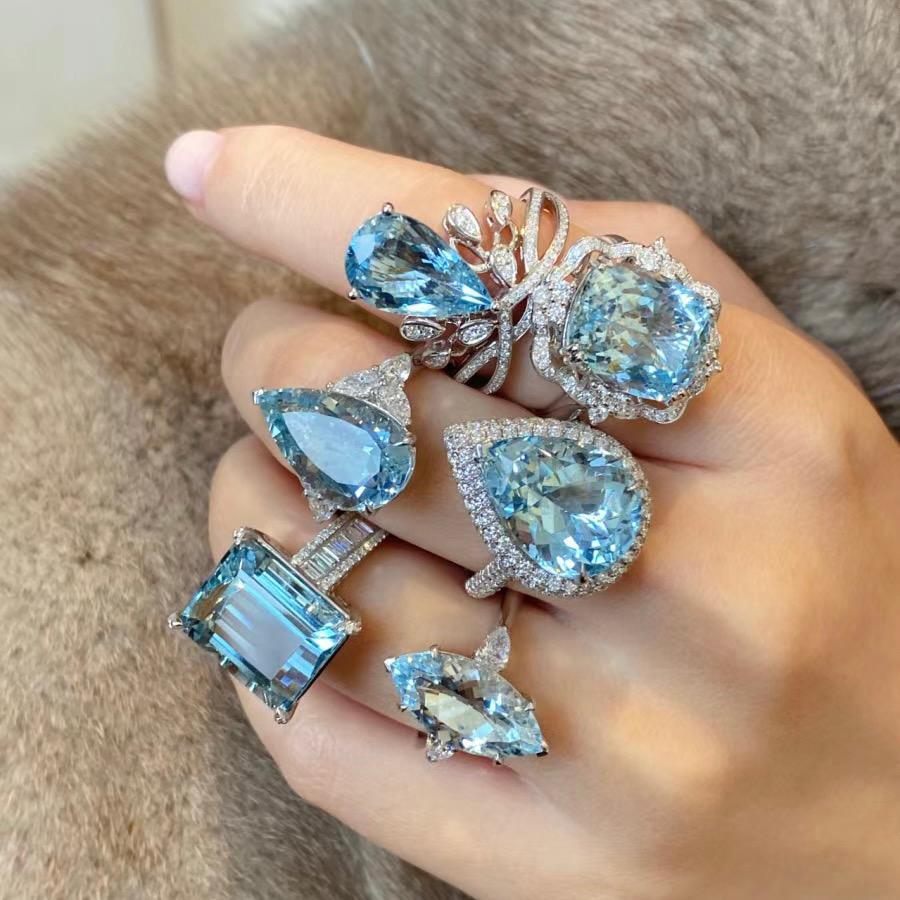 新疆阿勒泰的宝石