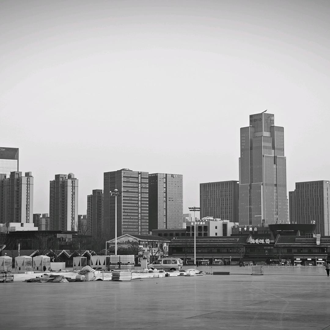 小手冰凉