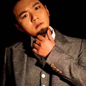 火哥 砥砺前行头像