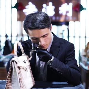 安洁利奢侈品鉴定师田哥头像