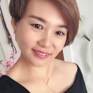 yang yang在新加坡头像