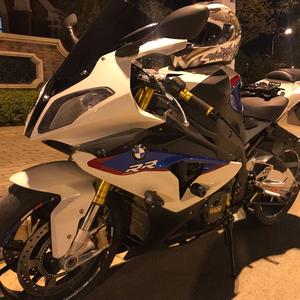 搜索 dj 抖音号:  djs1000rr 关注 合集 没有数据 作品18 喜欢 意见