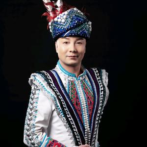 0w 抖音音乐人 抖音号:  184773834 张家界魅力湘西歌手,酷狗:段勇