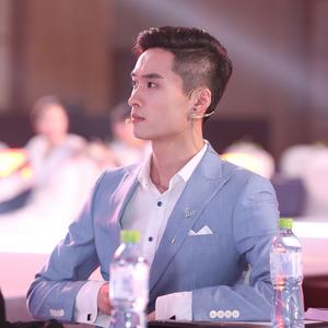 曹阳 七喜daddy头像