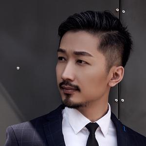 一枚大叔的故事头像