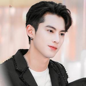 搜索 抖音号:  61507279 只爱王鹤棣 关注 合集 没有数据 作品245