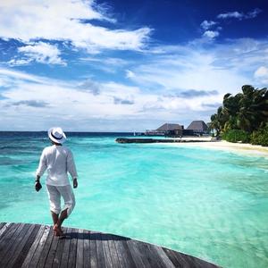 飘荡在宇宙的一粒尘埃头像