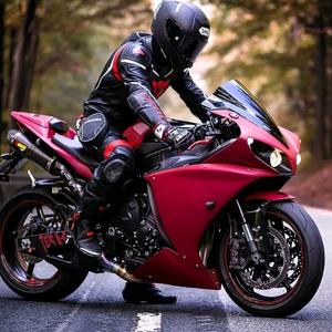 a机车男孩a头像