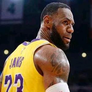 湖人詹姆斯头像