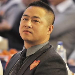 沧桑大叔头像