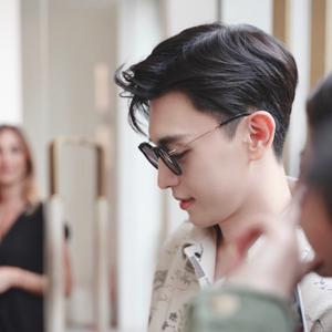 邓邓邓邓邓邓邓伦dl头像