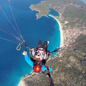 刘大壮变身刘美丽头像