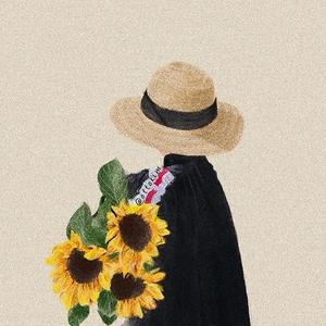 背着行囊的小小女侠头像