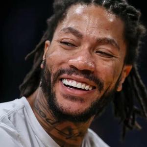 抖音号:  zzh7758258lnn 日常更新罗斯的资讯 风城玫瑰永不凋零 看到