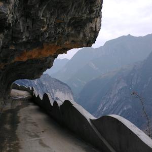 登山头像