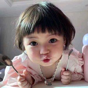 表情包的小迷妹头像