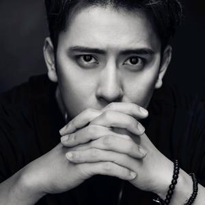 豪横的小明头像