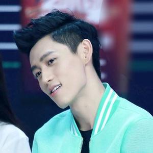 是魏晨的小迷妹呀!头像