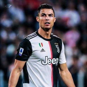ronaldo7头像