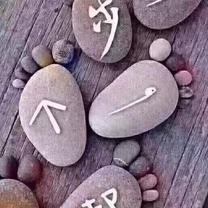 日久见人心头像