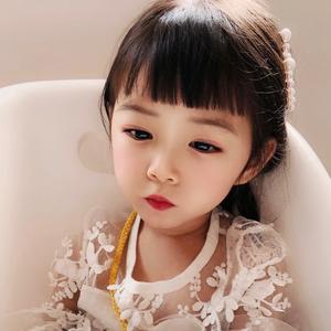 蓝妮妮是地球的头像