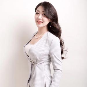 陆晨霏律师头像