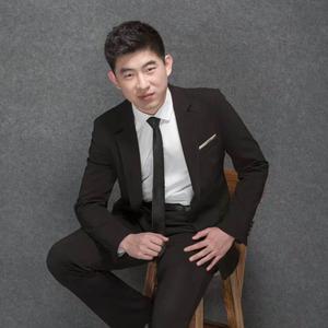 和园食府的帅老板