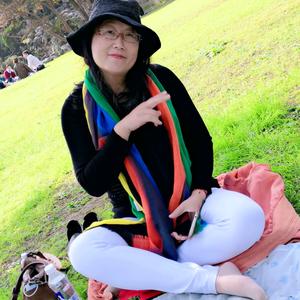 漫步云端嗅青梅头像