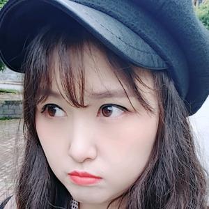 微胖赛道转圈圈'头像